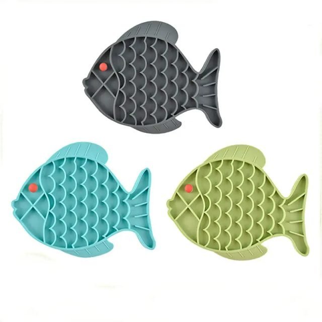 Silicone Lick Mat For Pet Dogs - Image 7