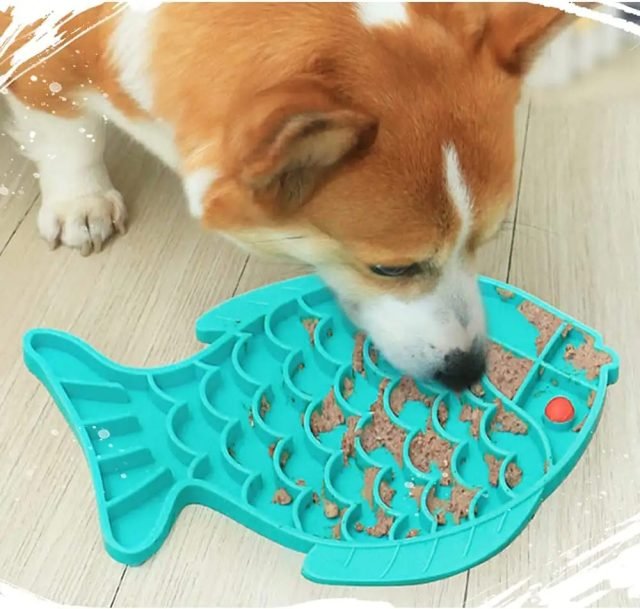 Silicone Lick Mat For Pet Dogs - Image 8
